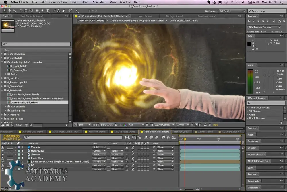How’s the interface of  Adobe After Effects 7.0?